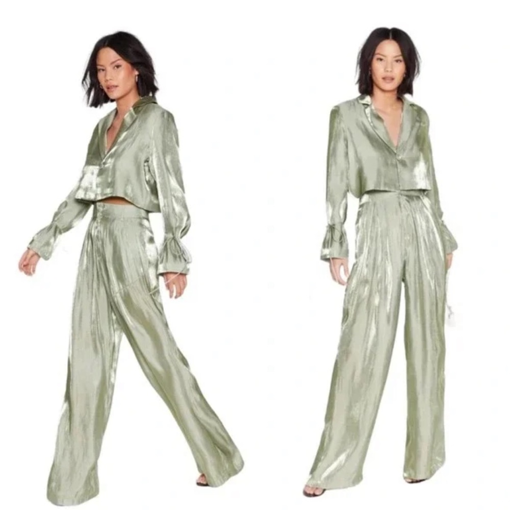 Nasty gal cropped blazer metallic green set